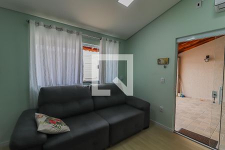 Sala de casa à venda com 3 quartos, 96m² em Parque Recanto do Parrilho, Jundiaí