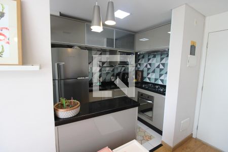 Sala / Cozinha de apartamento para alugar com 2 quartos, 46m² em Vila Maria, São Paulo