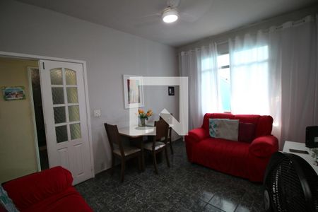 Sala de casa à venda com 2 quartos, 70m² em Olaria, Rio de Janeiro