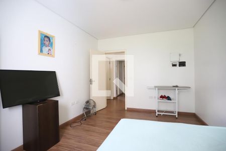 Quarto 1 de casa para alugar com 3 quartos, 190m² em Jardim Nena, Suzano