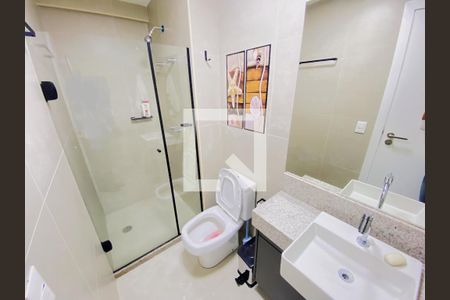 Banheiro de kitnet/studio para alugar com 0 quarto, 30m² em Ondina, Salvador