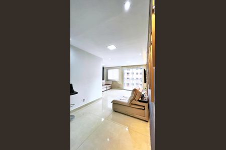 Sala de apartamento à venda com 2 quartos, 75m² em Picanço, Guarulhos