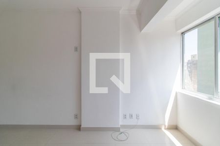 Sala/Quarto de kitnet/studio à venda com 1 quarto, 27m² em Centro Histórico, Porto Alegre