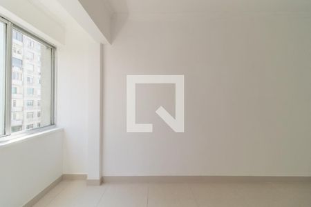 Sala/Quarto de kitnet/studio à venda com 1 quarto, 27m² em Centro Histórico, Porto Alegre