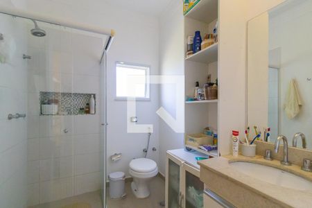 Casa de condomínio para alugar com 1080m², 4 quartos e 6 vagas Casa de condomínio para alugar com 1080m², 4 quartos e 6 vagasBanheiro da suíte 3