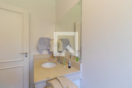 Casa de condomínio para alugar com 1080m², 4 quartos e 6 vagas Casa de condomínio para alugar com 1080m², 4 quartos e 6 vagasBanheiro da suíte 4