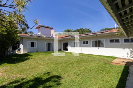 Casa de condomínio para alugar com 1080m², 4 quartos e 6 vagas Casa de condomínio para alugar com 1080m², 4 quartos e 6 vagasQuintal