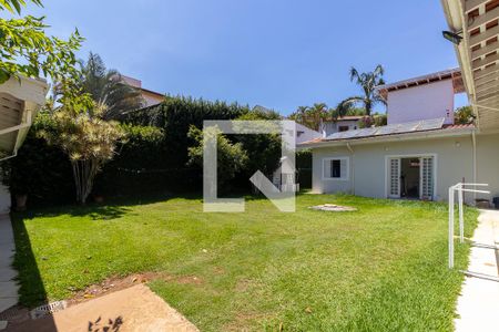 Casa de condomínio para alugar com 1080m², 4 quartos e 6 vagas Casa de condomínio para alugar com 1080m², 4 quartos e 6 vagasQuintal