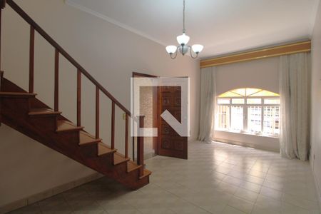 Sala de casa à venda com 3 quartos, 140m² em Jardim Luanda, São Paulo