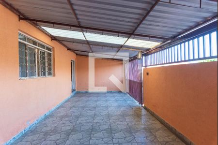 Garagem de casa à venda com 3 quartos, 360m² em Jardim do Lago, Campinas