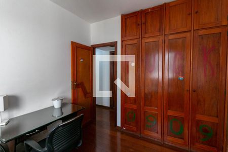 Quarto 1 de apartamento à venda com 4 quartos, 180m² em Cruzeiro, Belo Horizonte