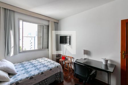 Quarto 1 de apartamento para alugar com 4 quartos, 180m² em Cruzeiro, Belo Horizonte