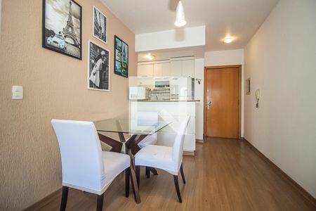 Sala de apartamento à venda com 3 quartos, 67m² em Nonoai, Porto Alegre