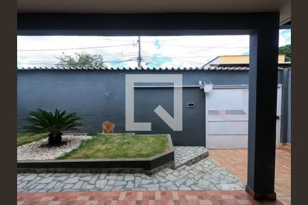 Sala - Vista de casa à venda com 2 quartos, 200m² em Jardim das Alterosas - 1ª Seção, Betim