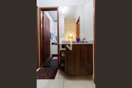 Corredor de apartamento à venda com 2 quartos, 55m² em Castelo, Belo Horizonte