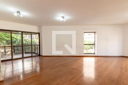 Sala de apartamento para alugar com 4 quartos, 237m² em Moema, São Paulo