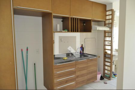 Cozinha  de apartamento para alugar com 2 quartos, 57m² em Todos Os Santos, Rio de Janeiro