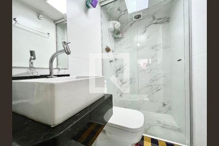Banheiro 1 de casa à venda com 6 quartos, 466m² em Vila Itália, Contagem