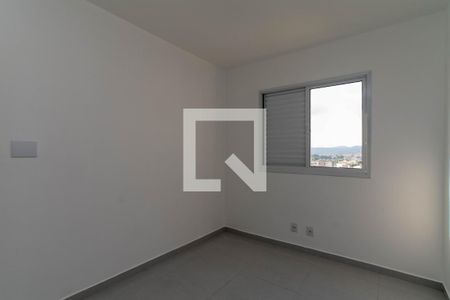 Quarto 1 de apartamento para alugar com 2 quartos, 57m² em Jardim Flor da Montanha, Guarulhos