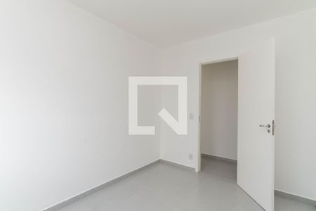 Quarto 1 de apartamento para alugar com 2 quartos, 57m² em Jardim Flor da Montanha, Guarulhos