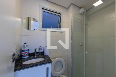Banheiro de apartamento para alugar com 1 quarto, 25m² em São Lucas, São Paulo