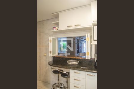 Casa de condomínio à venda com 191m², 3 quartos e 2 vagas Casa de condomínio à venda com 191m², 3 quartos e 2 vagasCozinha