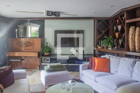 Casa de condomínio à venda com 191m², 3 quartos e 2 vagas Casa de condomínio à venda com 191m², 3 quartos e 2 vagasSala de tv