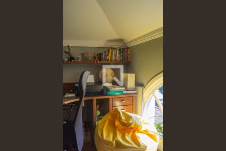 Casa de condomínio à venda com 191m², 3 quartos e 2 vagas Casa de condomínio à venda com 191m², 3 quartos e 2 vagasQuarto 2