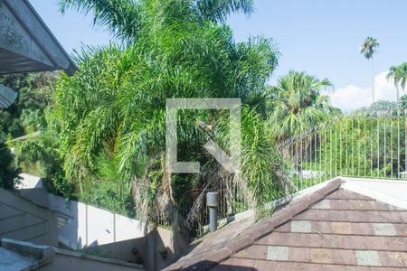 Casa de condomínio à venda com 191m², 3 quartos e 2 vagas Casa de condomínio à venda com 191m², 3 quartos e 2 vagasVista da suite