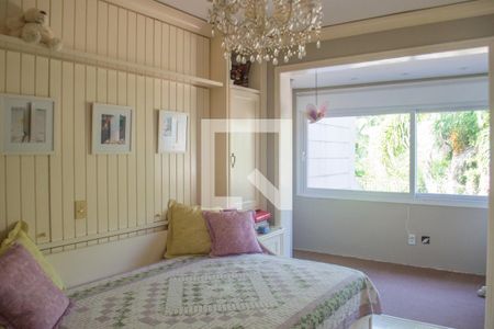 Casa de condomínio à venda com 191m², 3 quartos e 2 vagas Casa de condomínio à venda com 191m², 3 quartos e 2 vagasQuarto 1