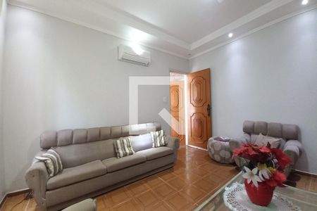 Sala de casa à venda com 4 quartos, 115m² em Jardim dos Oliveiras, Campinas