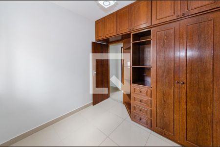 Quarto 2 de apartamento para alugar com 3 quartos, 68m² em Padre Eustáquio, Belo Horizonte