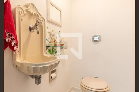 Lavabo de apartamento à venda com 2 quartos, 89m² em Grajaú, Rio de Janeiro