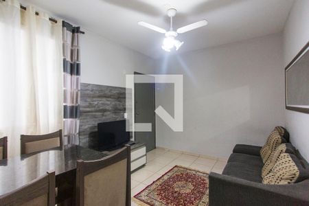 Sala de apartamento para alugar com 2 quartos, 44m² em Gávea, Uberlândia