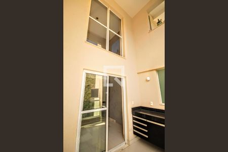 Varanda de apartamento à venda com 3 quartos, 95m² em Sion, Belo Horizonte