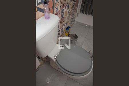 Lavabo de casa à venda com 3 quartos, 250m² em Vila Palmeiras, São Paulo