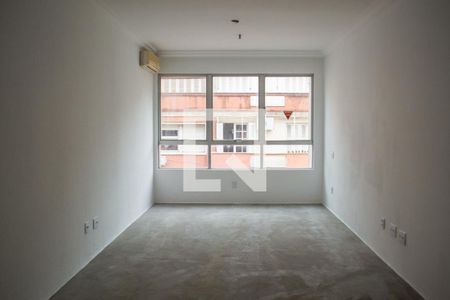 Quarto e sala de kitnet/studio à venda com 1 quarto, 35m² em Centro Histórico, Porto Alegre