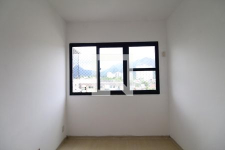 Quarto 1 de apartamento à venda com 3 quartos, 60m² em Jacarepaguá, Rio de Janeiro
