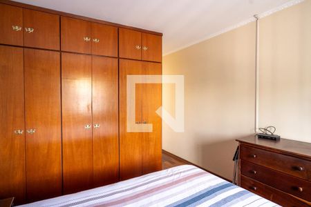 Quarto 1 de casa para alugar com 3 quartos, 265m² em Vila Brasilina, São Paulo