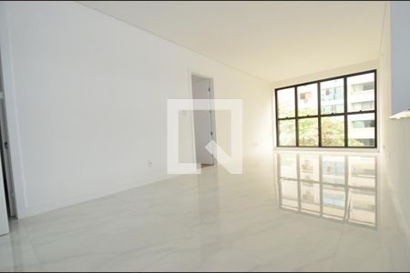 Apartamento à venda com 106m², 3 quartos e 2 vagasSala/Cozinha