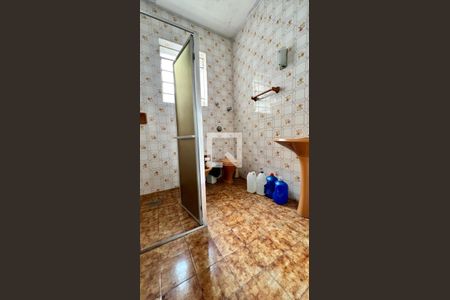 banheiro de casa à venda com 3 quartos, 257m² em Alto Caiçaras, Belo Horizonte
