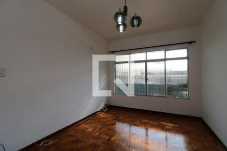 Casa à venda com 132m², 2 quartos e 1 vagaSala