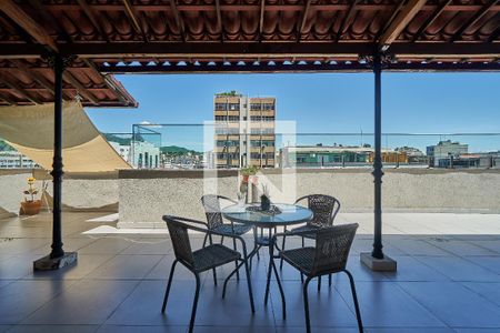 Apartamento à venda com 230m², 3 quartos e 1 vaga Apartamento à venda com 230m², 3 quartos e 1 vagavaranda