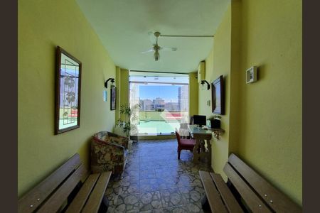 Apartamento à venda com 230m², 3 quartos e 1 vaga Apartamento à venda com 230m², 3 quartos e 1 vagaÁrea comum