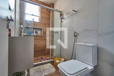 Apartamento à venda com 230m², 3 quartos e 1 vaga Apartamento à venda com 230m², 3 quartos e 1 vagaBanheiro