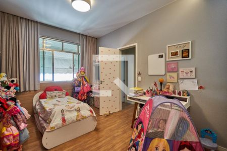 Apartamento à venda com 230m², 3 quartos e 1 vaga Apartamento à venda com 230m², 3 quartos e 1 vagaQuarto 2