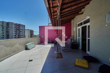 Apartamento à venda com 230m², 3 quartos e 1 vaga Apartamento à venda com 230m², 3 quartos e 1 vagaVaranda