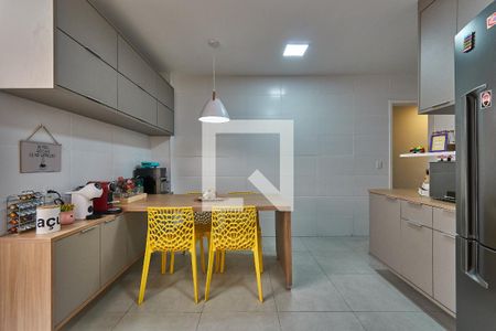 Apartamento à venda com 230m², 3 quartos e 1 vaga Apartamento à venda com 230m², 3 quartos e 1 vagaCozinha