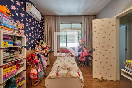 Apartamento à venda com 230m², 3 quartos e 1 vaga Apartamento à venda com 230m², 3 quartos e 1 vagaQuarto 2