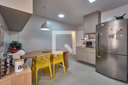 Apartamento à venda com 230m², 3 quartos e 1 vaga Apartamento à venda com 230m², 3 quartos e 1 vagaCozinha